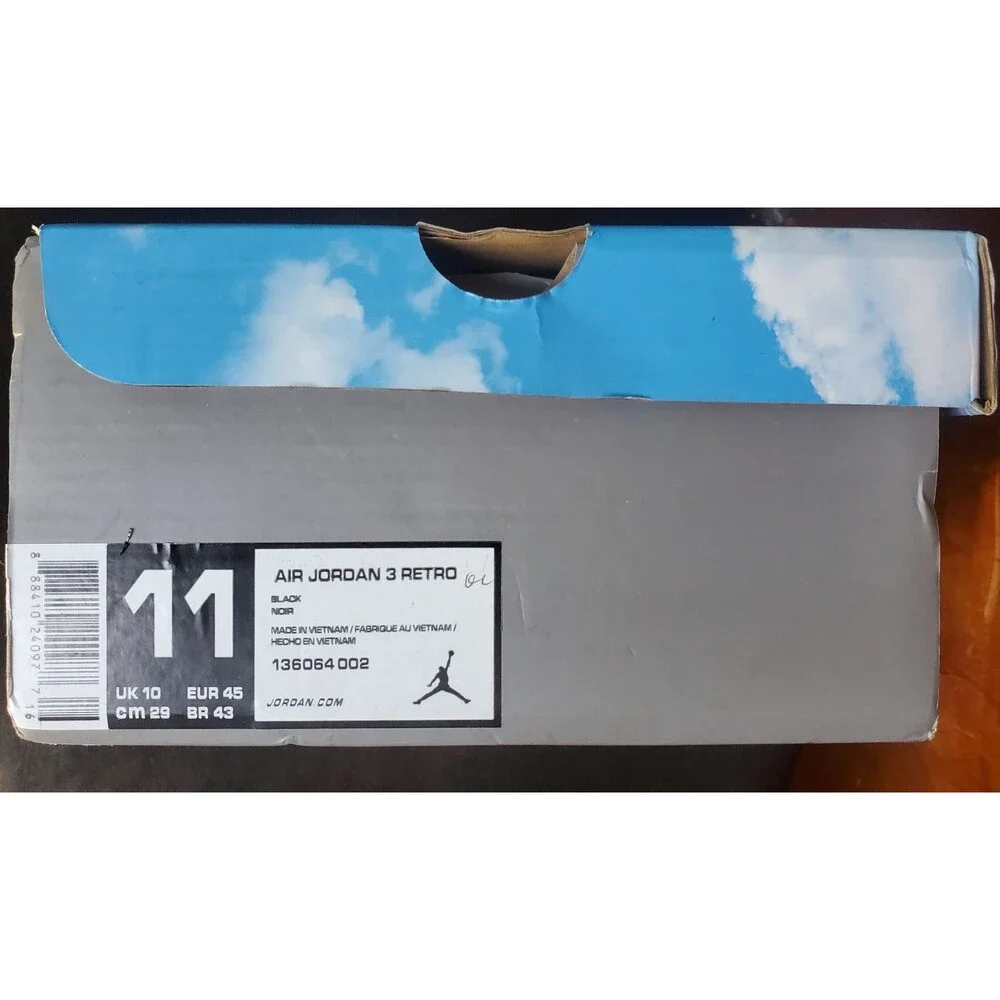 Air Jordan 3 Retro Seoul 2.0. Size 11